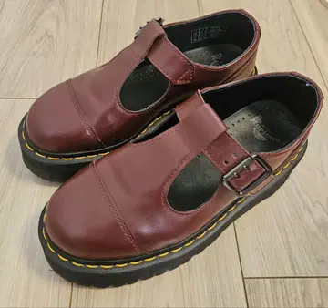 Dr.Martens 닥터마틴 메리제인 레드 23cm 통굽