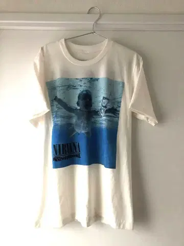 00s NIRVANA NEVER MIND 2002 티셔츠 커트 코베인
