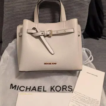 MICHAEL KORS 화이트 숄더백 미사용 새상품