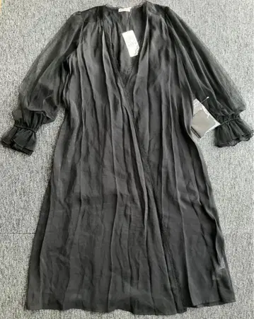 [axes femme] 볼륨 소매 롱 가운 블랙 M