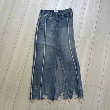 새상품 GYDA 데님 스커트