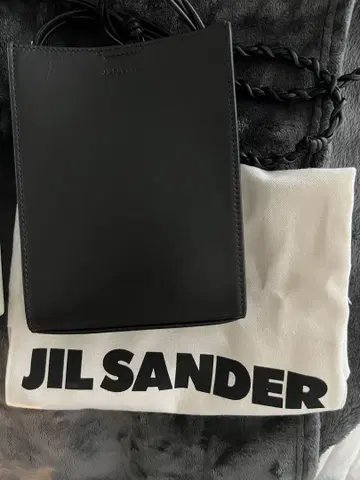 JIL SANDER 탱글