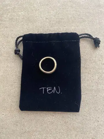 TEN. 골드링