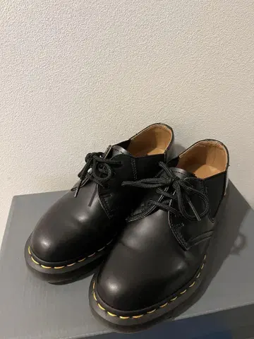 닥터마틴 3홀 사이드고어