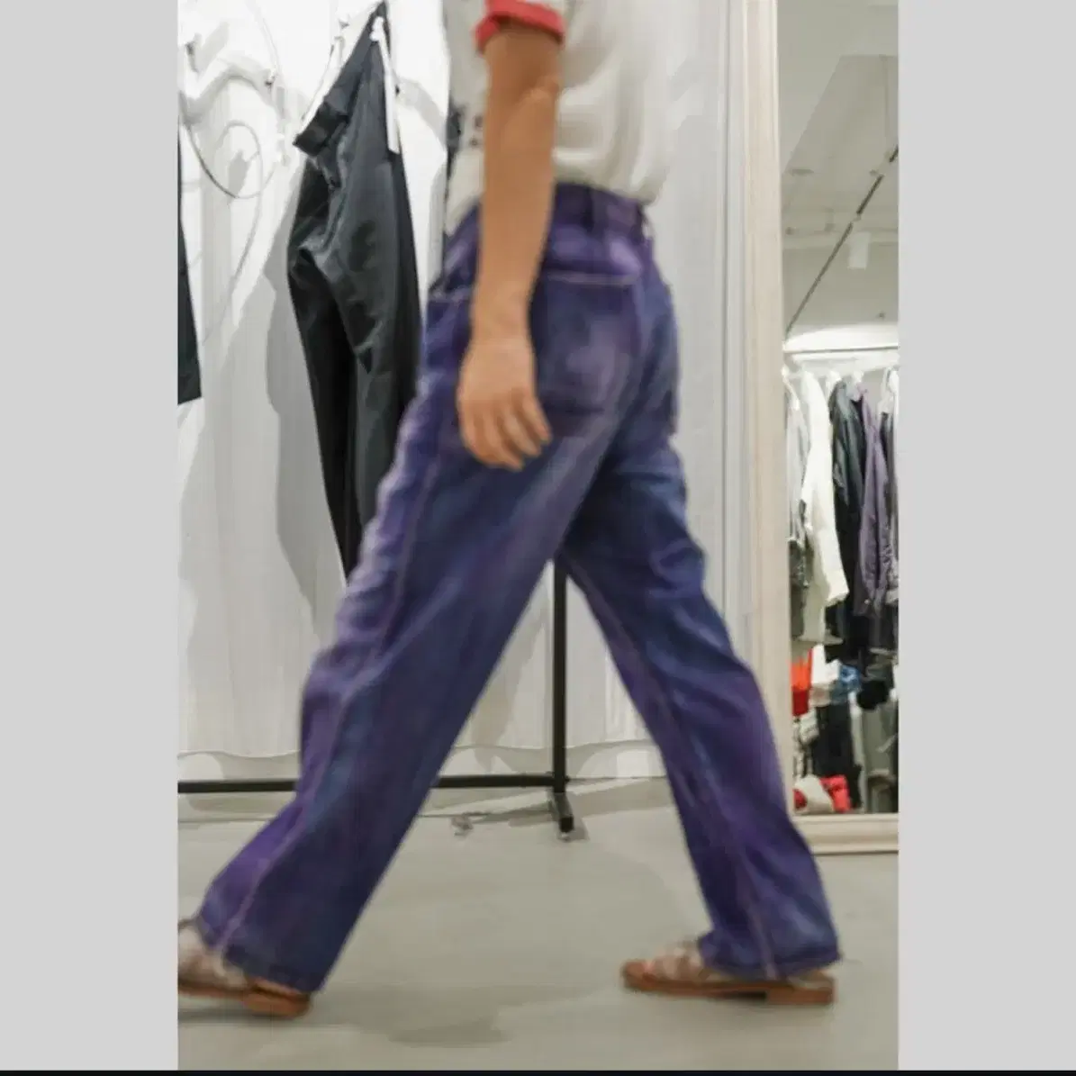 m] Hubbs Side Pintuck Denim Pants Black on Bunjang Global Site.