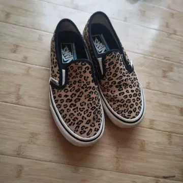 Vans 레오파드 무늬 슬립온 슈즈