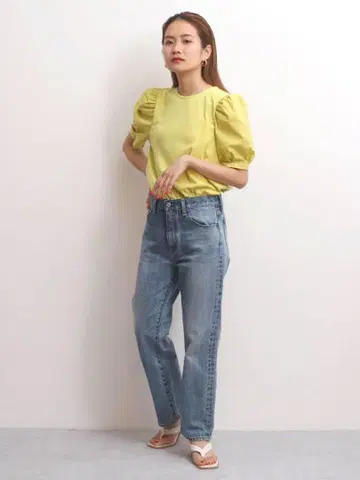 새상품 Ungrid 파워 숄더 퍼프 슬리브 Tee