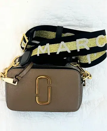 Marc Jacobs 브라운 숄더백