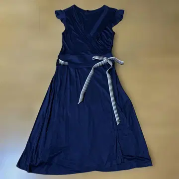 새상품급 네이비 랩 드레스 프릴 소매 스트라이프 벨트 포함