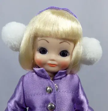 토너 타이니 베Betsy McCall 칠 인 디 에어