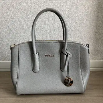 FURLA 그레이 천연 가죽 핸드백