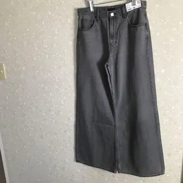 UNIQLO 드레이프 와이드 플레어 청바지 28