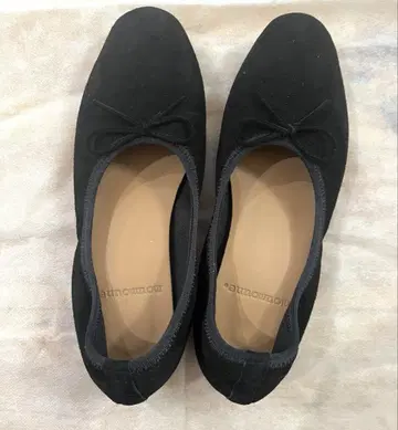 블랙 리본 발레 슈즈