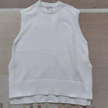 DRESSTERIOR 화이트 니트 베스트