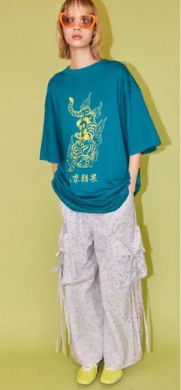 TINY FLOWER CARGO PANTS 캔디스트리퍼