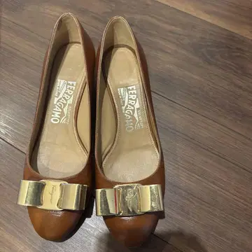 Ferragamo 브라운 발레리나 신발 4 1/2D