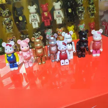베어브릭 헬로키티 세트