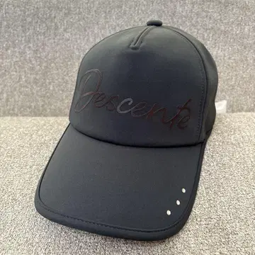 DESCENTE LUXE 여성용 캡