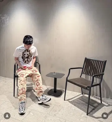denim tears 리얼군 착용