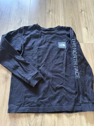 THE NORTH FACE 블랙 긴팔 티셔츠