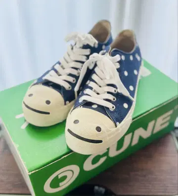 CUNE 토끼 도트 스니커즈 S