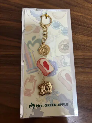 Mrs. GREEN APPLE 랜덤 참 키링 Dear