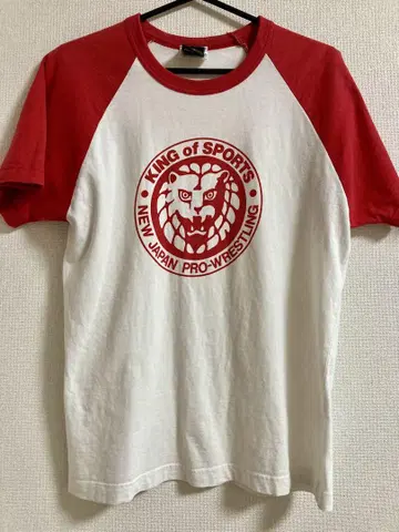 신일본 프로레슬링 T셔츠 M 사이즈 빨흰 구 로고 래글런