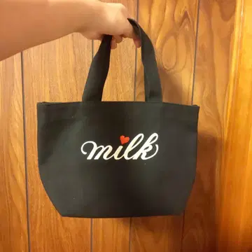 MILK 토트백 블랙