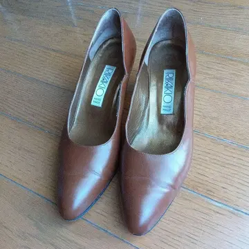 이탈리아제 RIKAKIO 펌프스 23cm