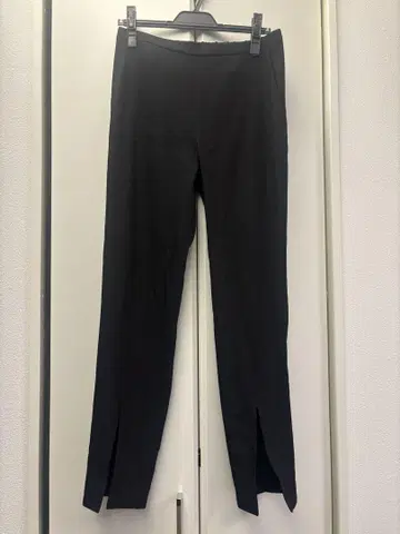 LE PHIL 2WAY 트윌 프론트 슬릿 팬츠 블랙 Size: 2