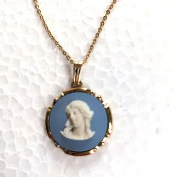 WEDGWOOD 웨지우드 재스퍼 카메오 펜던트