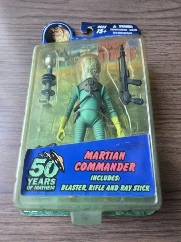 MEZCO Mars Attacks 50 years of Mayhem