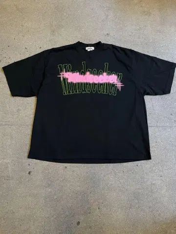 MIND SEEKER SPRAY LOGO TEE