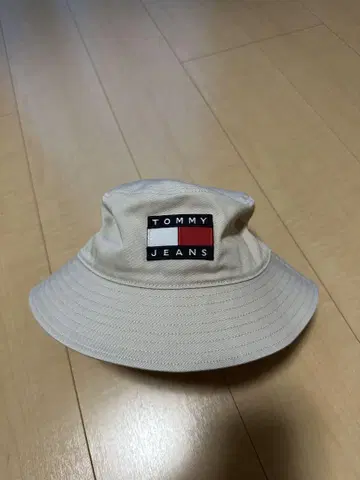 TOMMY JEANS 버킷햇 베이지