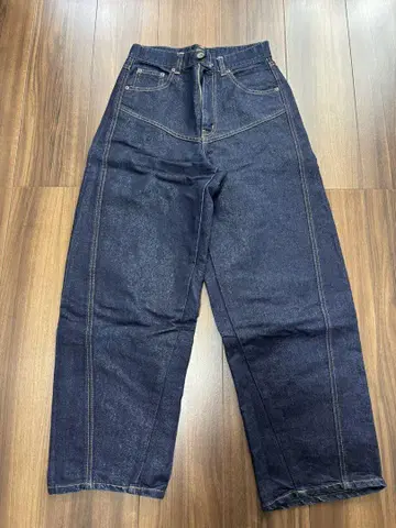 JEANASIS 글로시 커브 데님 네이비