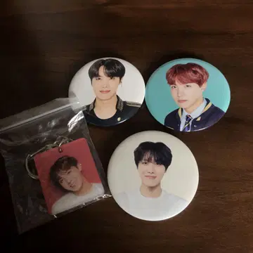 BTS 호석 캔뱃지 세트