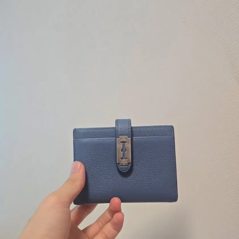 ●vunque● Magpie Card Wallet Magpie Card Wallet Light beige Magpie Card wallet Attention Red – vunque