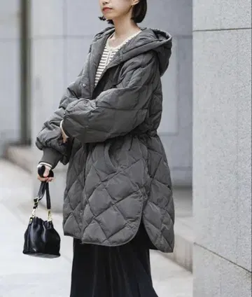 URBAN RESEARCH 카키 퀼팅 드로스트 다운 자켓
