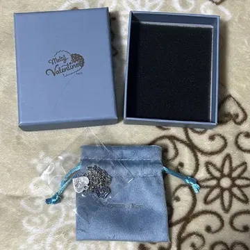 코야나기 로우 니지산지 Dytica 발렌타인 하트 목걸이