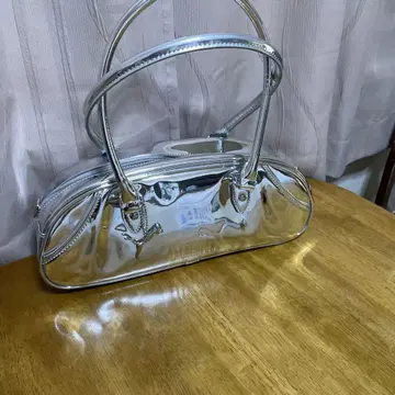 [ emmi x PUMA ] WIDE BOSTON METALLIC BAG