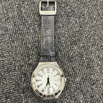 Swatch 스와치 가죽 벨트 시계