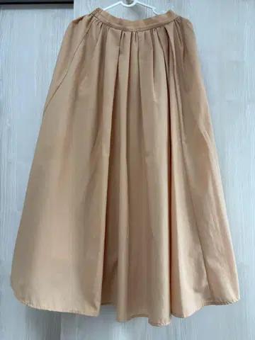 Mira Owen 오렌지 스커트