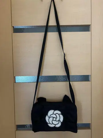 루루 컬렉션 프릴이 귀여운 까멜리아 미니백