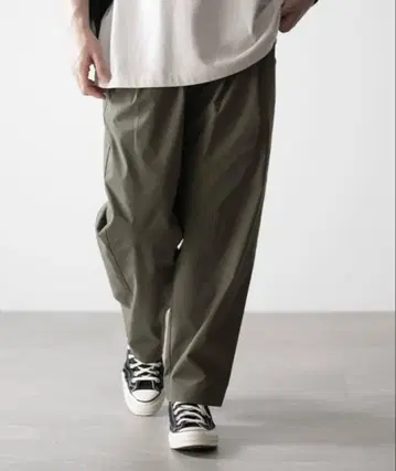 [ RUUBON ] rustic 2tuck semiwide pants