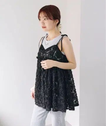 Kastane 웨이브 자수 튤 튜닉 블랙 카스타네