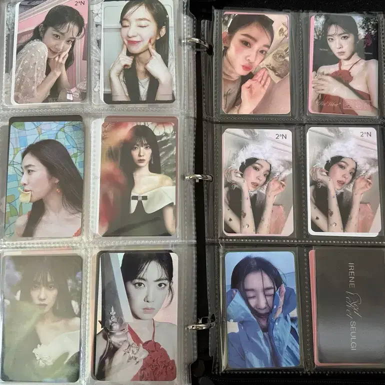 red velvet イェリサイン入り　ポストカード RED VELVET | 레드벨벳 Red Velvet Irene photocard on Bunjang