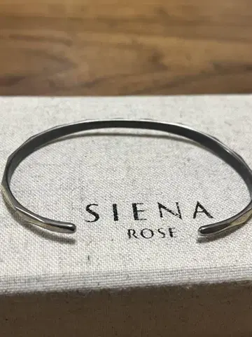 SIENA ROSE 팔찌 뱅글