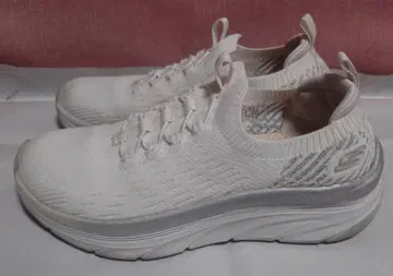 SKECHERS 스케쳐스/슬립온 스니커즈/ 화이트 / 24cm