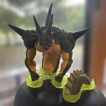 포룽가 리얼 피규어