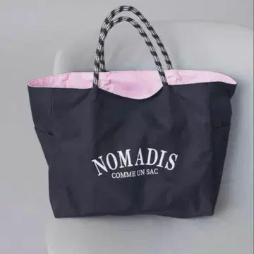 즉시 배송 [NOMADIS] SAC WIDE 네이비 x 핑크 M